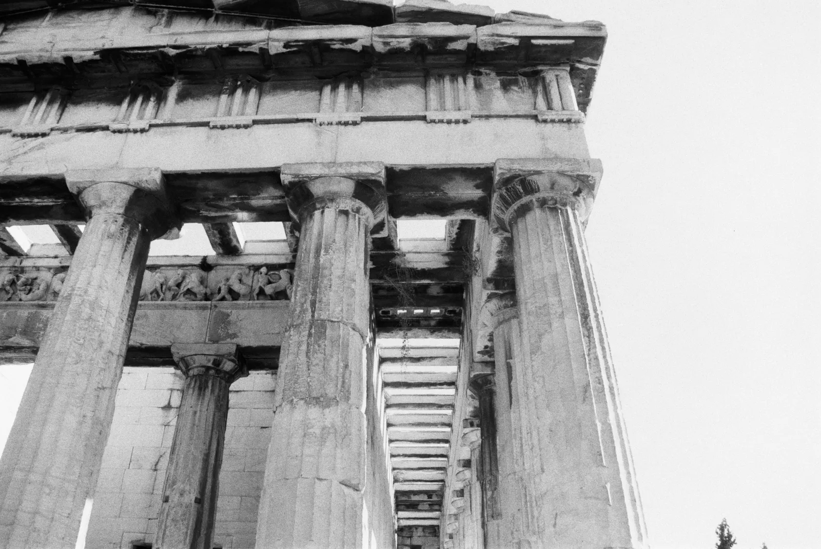 Die Marmorkolonnade des Parthenon